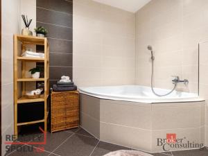 Pronájem bytu 4+kk, Praha - Zličín, Sazovická, 93 m2