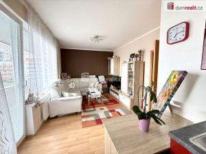 Pronájem bytu 2+kk, Praha - Letňany, Miroslava Hajna, 72 m2