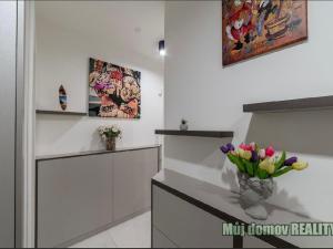 Prodej bytu 2+kk, Praha - Žižkov, Dagmar Burešové, 61 m2