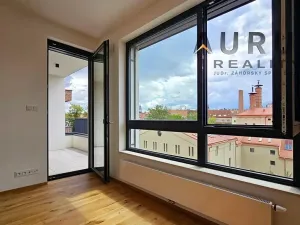 Pronájem bytu 2+kk, Praha - Nusle, Bělehradská, 60 m2