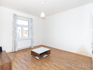 Pronájem bytu 2+kk, Praha - Vysočany, Novovysočanská, 39 m2