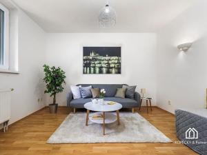 Prodej bytu 1+kk, Praha - Kbely, Toužimská, 29 m2