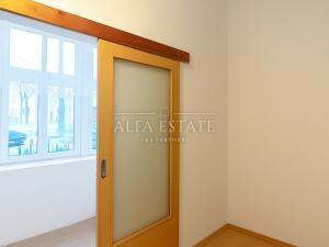 Prodej bytu 2+kk, Karlovy Vary - Stará Role, Závodu míru, 36 m2