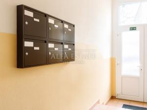 Prodej bytu 2+kk, Karlovy Vary - Stará Role, Závodu míru, 36 m2