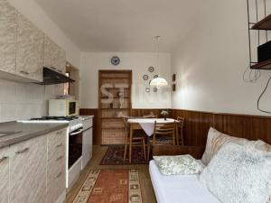 Pronájem bytu 2+1, Břidličná, 1. máje, 53 m2