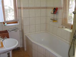 Pronájem bytu 2+1, Osek, Tyršova, 70 m2