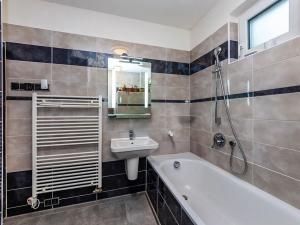 Prodej rodinného domu, Praha - Modřany, Chuchelská, 82 m2