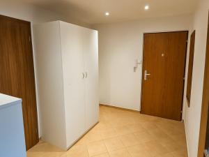 Pronájem bytu 3+kk, Praha - Nusle, Kotorská, 63 m2