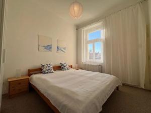 Pronájem bytu 3+kk, Praha - Smíchov, Na Skalce, 78 m2