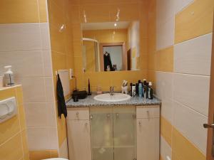 Prodej bytu 1+1, Liberec, Broumovská, 36 m2