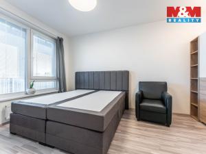Pronájem bytu 2+kk, Praha - Ruzyně, Huppnerova, 54 m2