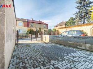 Pronájem garáže, Praha - Hloubětín, V Novém Hloubětíně, 22 m2