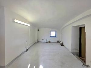 Prodej rodinného domu, Bělotín, 437 m2