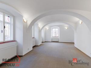 Pronájem obchodního prostoru, Jihlava, Čajkovského, 131 m2