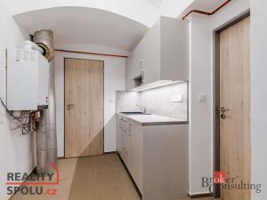 Pronájem obchodního prostoru, Jihlava, Čajkovského, 131 m2