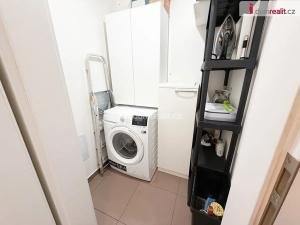 Pronájem bytu 3+kk, Praha - Hloubětín, Saarinenova, 80 m2