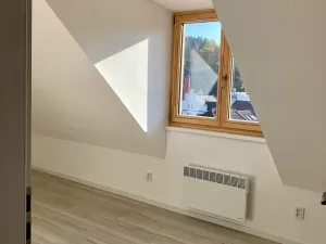 Pronájem bytu 2+kk, Praha - Košíře, Vrchlického, 47 m2