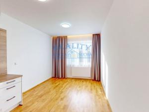 Pronájem bytu 2+kk, Praha - Strašnice, Černokostelecká, 41 m2