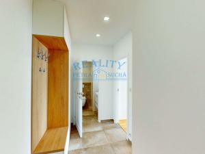 Pronájem bytu 2+kk, Praha - Strašnice, Černokostelecká, 41 m2