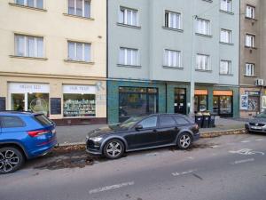 Pronájem bytu 2+kk, Praha - Strašnice, Černokostelecká, 41 m2