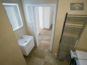 Pronájem bytu 2+kk, Praha - Strašnice, Černokostelecká, 41 m2