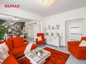 Prodej vícegeneračního domu, České Velenice, Komenského, 247 m2