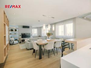 Prodej atypického bytu, Pardubice, Nerudova, 160 m2