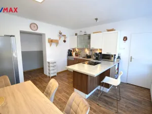 Prodej bytu 3+1, Štíty, Sportovní, 81 m2