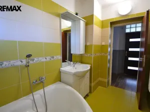 Prodej bytu 3+1, Štíty, Sportovní, 81 m2