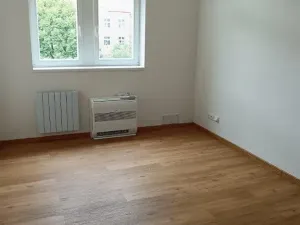 Pronájem bytu 2+kk, Praha - Nusle, Jaromírova, 43 m2