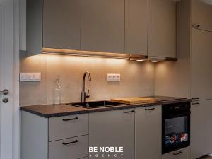 Pronájem bytu 2+kk, Praha - Košíře, Starokošířská, 43 m2