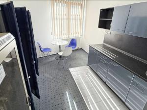 Pronájem kanceláře, Valašské Meziříčí, Poláškova, 250 m2