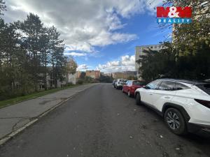 Pronájem bytu 1+kk, Ústí nad Labem - Krásné Březno, Obvodová, 31 m2
