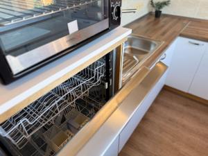 Pronájem bytu 3+1, Olomouc - Neředín, Stiborova, 70 m2