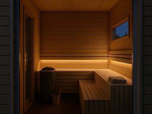 Prodej komerční nemovitosti, České Budějovice, nám. Přemysla Otakara II., 24 m2