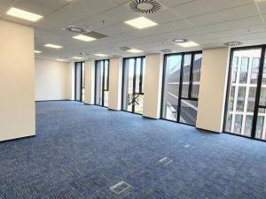 Pronájem kanceláře, Praha - Karlín, Rohanské nábřeží, 564 m2