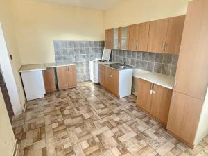 Prodej bytu 3+1, Ústí nad Labem - Severní Terasa, Poláčkova, 73 m2