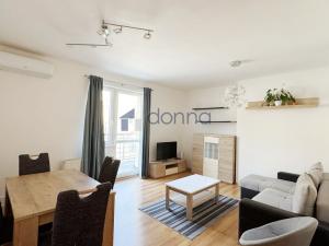 Pronájem bytu 3+kk, Praha, Vrázova, 88 m2