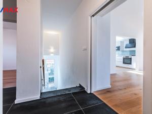 Pronájem bytu 3+kk, Praha - Satalice, Vinořská, 110 m2