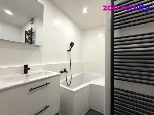 Prodej bytu 2+1, Chomutov, Vítězslava Nezvala, 49 m2