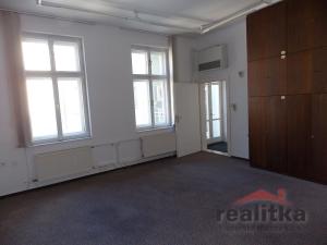 Pronájem kanceláře, Opava - Město, Masarykova třída, 148 m2