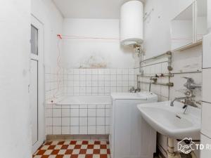 Prodej bytu 2+1, Oslavany, Letkovská, 52 m2