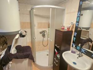 Prodej rodinného domu, Měcholupy, 72 m2