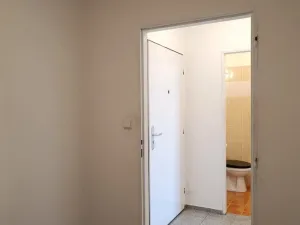 Prodej bytu 2+1, Nový Bor, Palackého náměstí, 67 m2