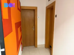 Pronájem kanceláře, Praha, Žerotínova, 100 m2