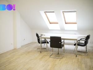 Pronájem kanceláře, Praha, Žerotínova, 47 m2