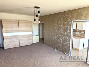 Pronájem bytu 2+1, Liberec - Liberec VI-Rochlice, Sametová, 68 m2