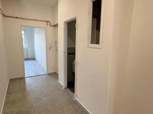 Pronájem bytu 2+kk, Praha - Nusle, Kloboučnická, 50 m2