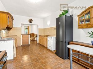 Prodej rodinného domu, Hora Svatého Šebestiána, 210 m2