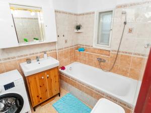 Prodej rodinného domu, Zdiby, Prostřední, 178 m2